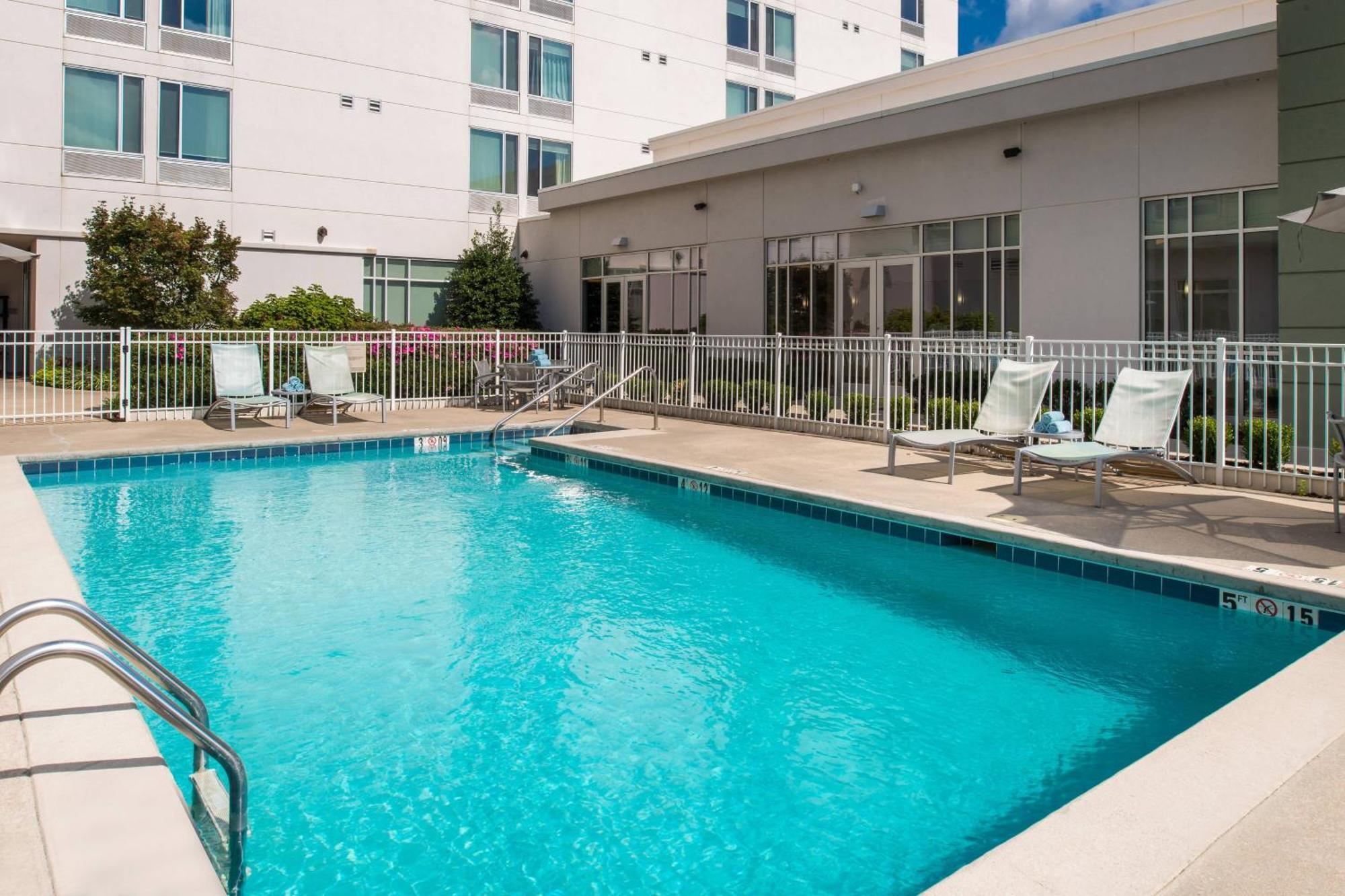 Springhill Suites By Marriott Huntsville Downtown מראה חיצוני תמונה