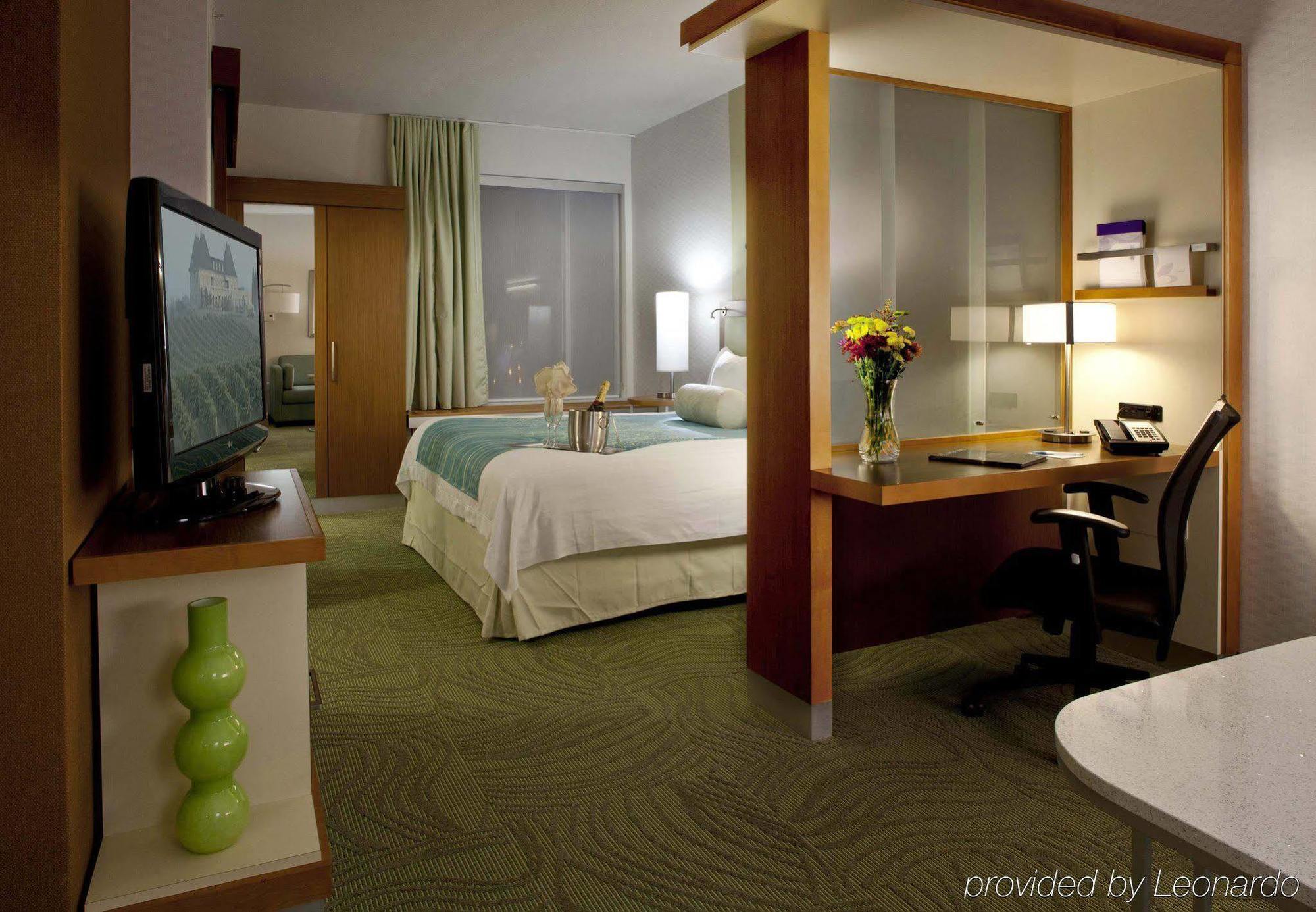 Springhill Suites By Marriott Huntsville Downtown מראה חיצוני תמונה